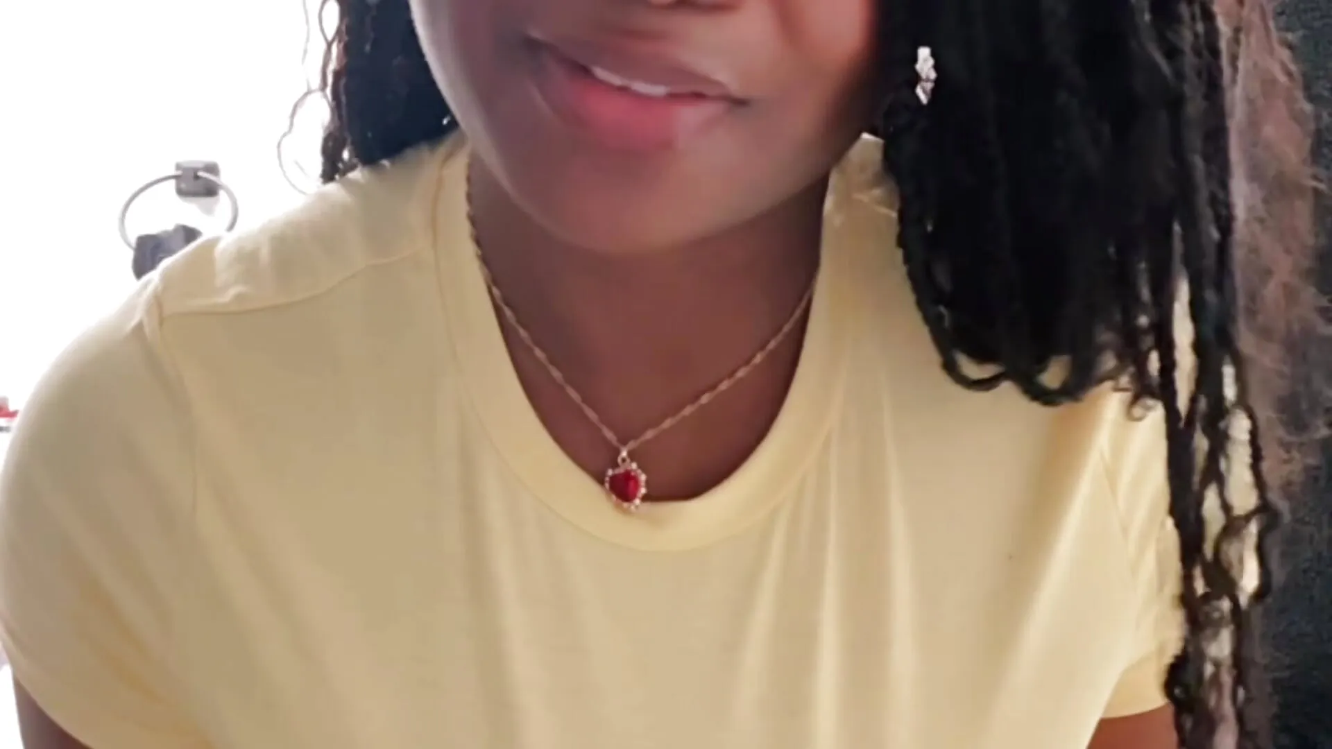 Amourmywayy camshow