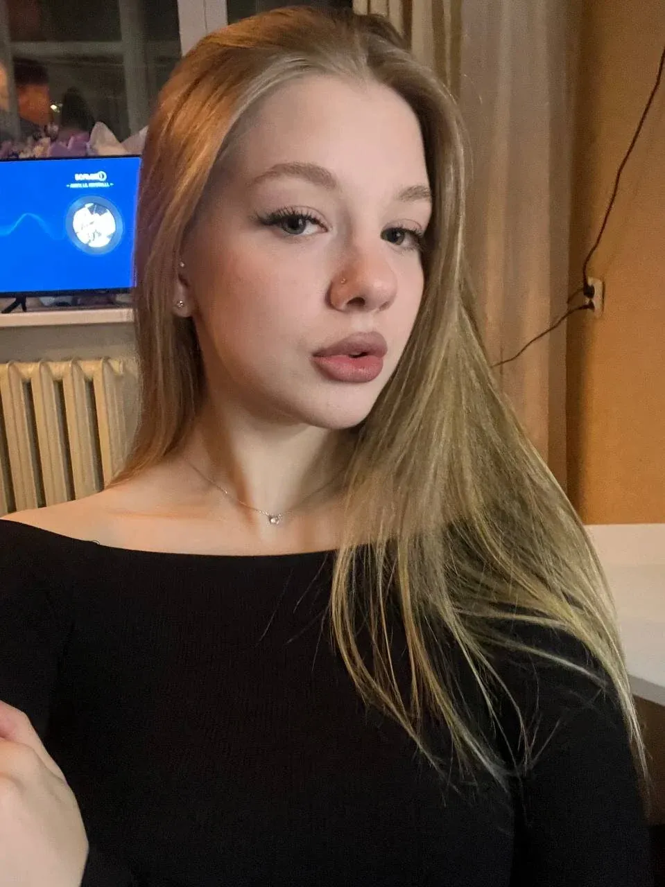 MoniBless camshow