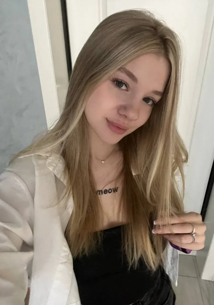 MoniBless camshow