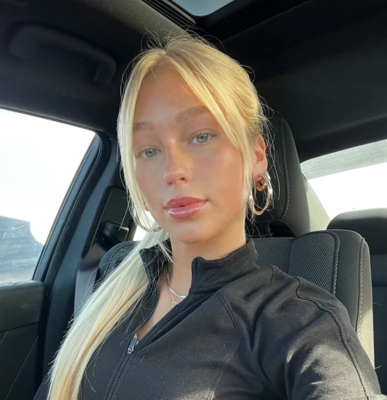 caseyyyhere camshow