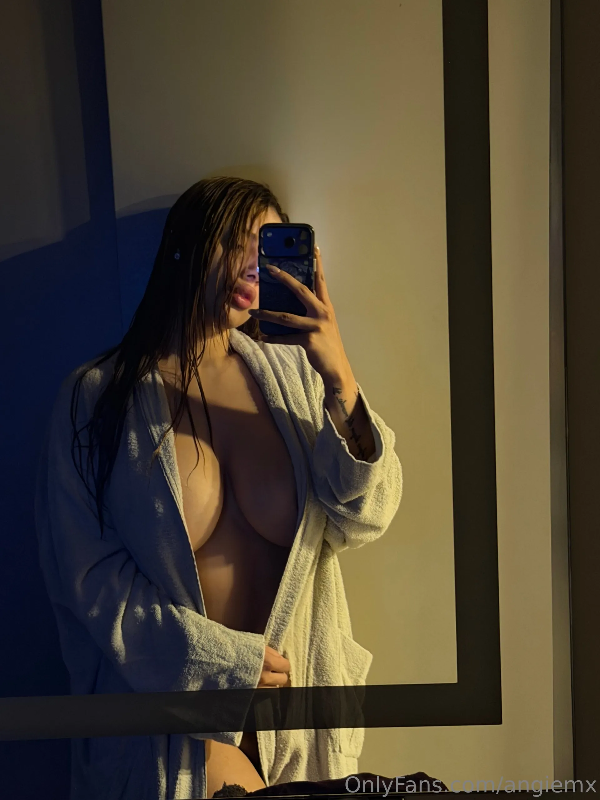 Nina_Mon camshow