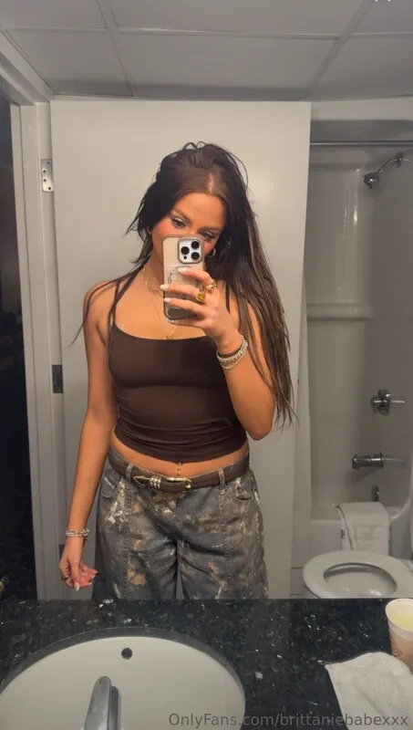 sweetbrittaniexox camshow