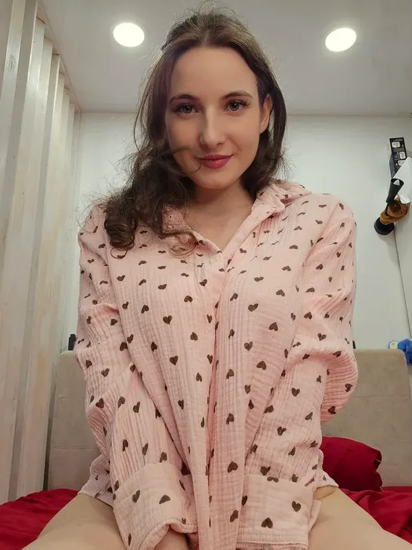 GrettaGrand camshow