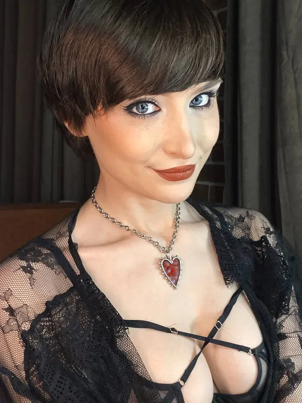 Lucy camshow