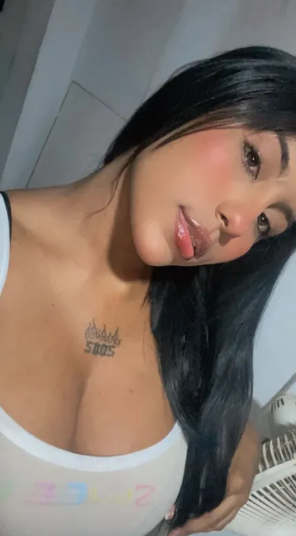 khate_smith camshow
