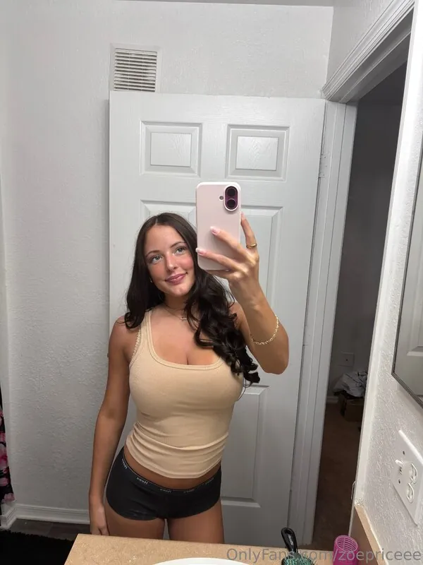 Zoe Price — 3 new photos, fresh nudes & leaks