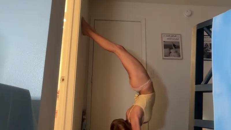 Honeyyy95 camshow