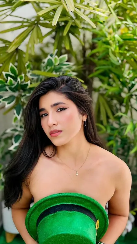 lia_mar_ — 3 new photos & cam replays