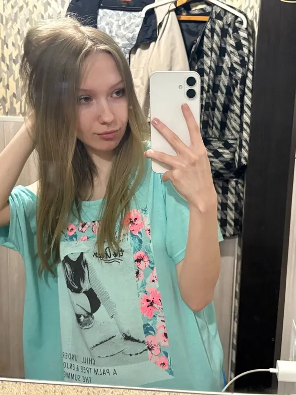 marvahelland, BivalentFalloff, gertrudeuran, GriselCammarano, rendapancake, othamellendorf camshow