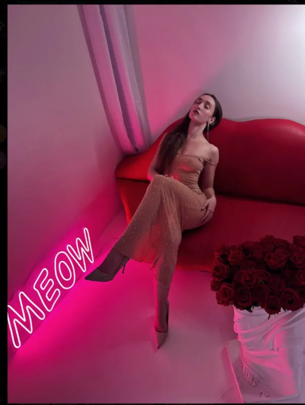 _meganmeow_ camshow