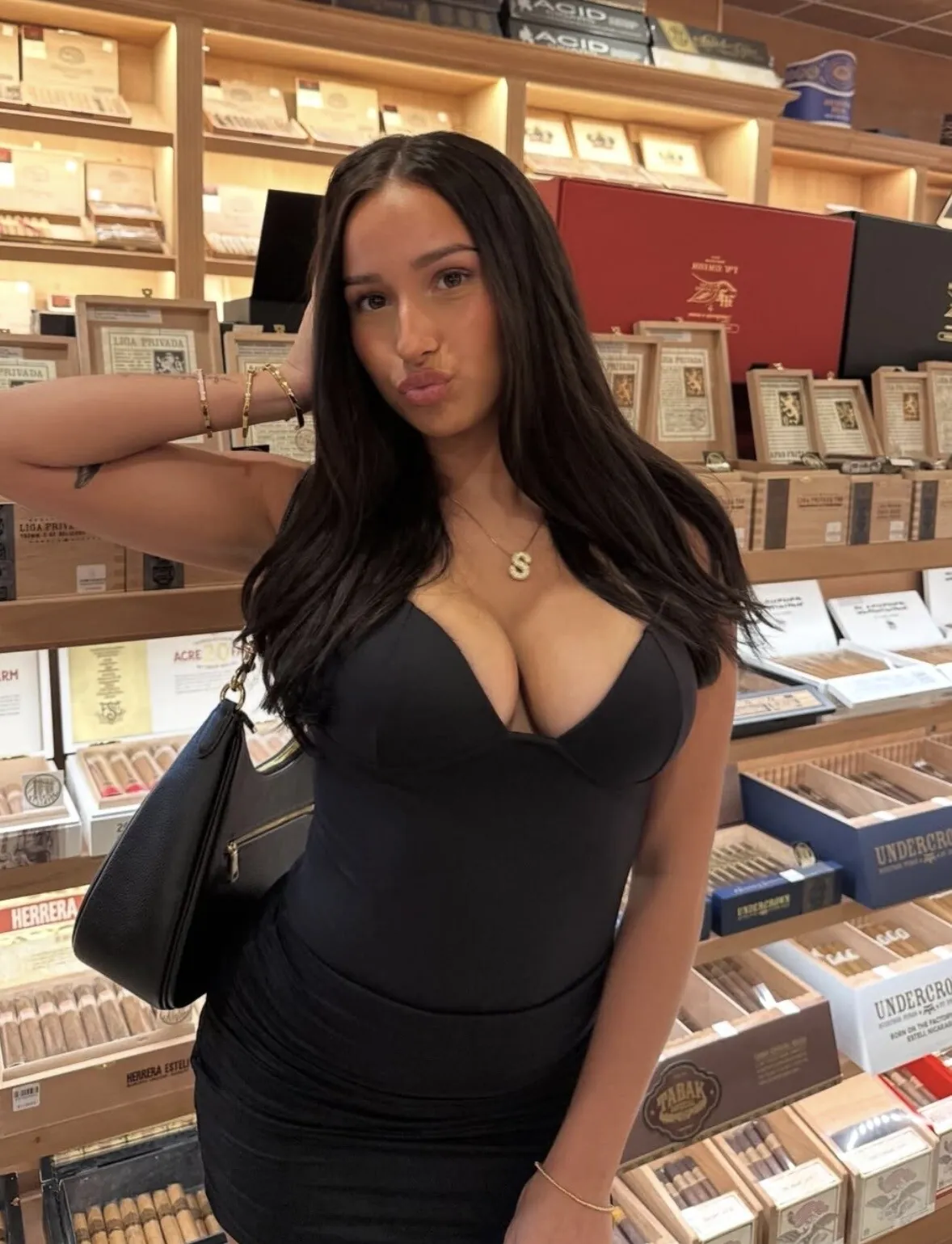 Sydney Pardo camshow