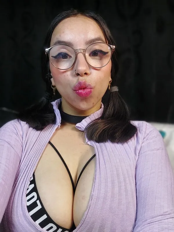 Valentina_Swallow camshow