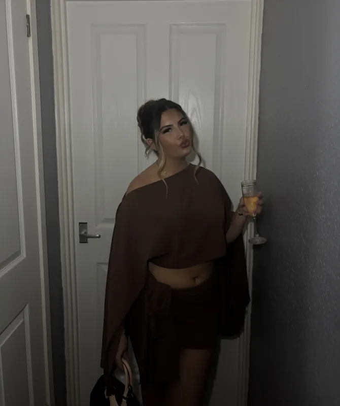 hiddensecretxx camshow