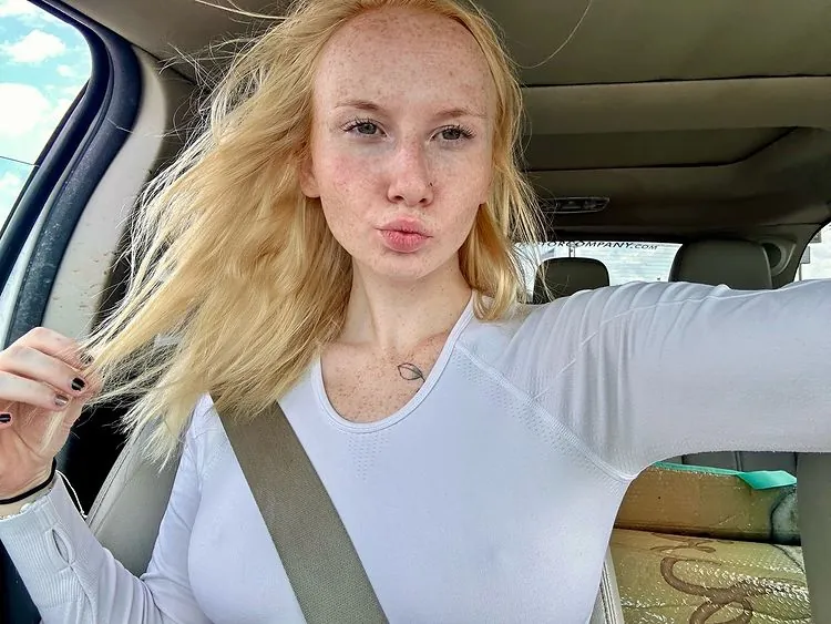 katarinakastl3 — OnlyFans leaks, nudes & cam replays