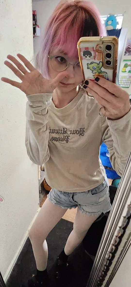 Monimusume (AKA Cheyenne Pitts, Chesqin) camshow