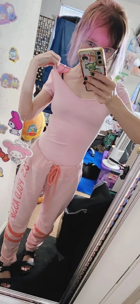 Monimusume (AKA Cheyenne Pitts, Chesqin) camshow