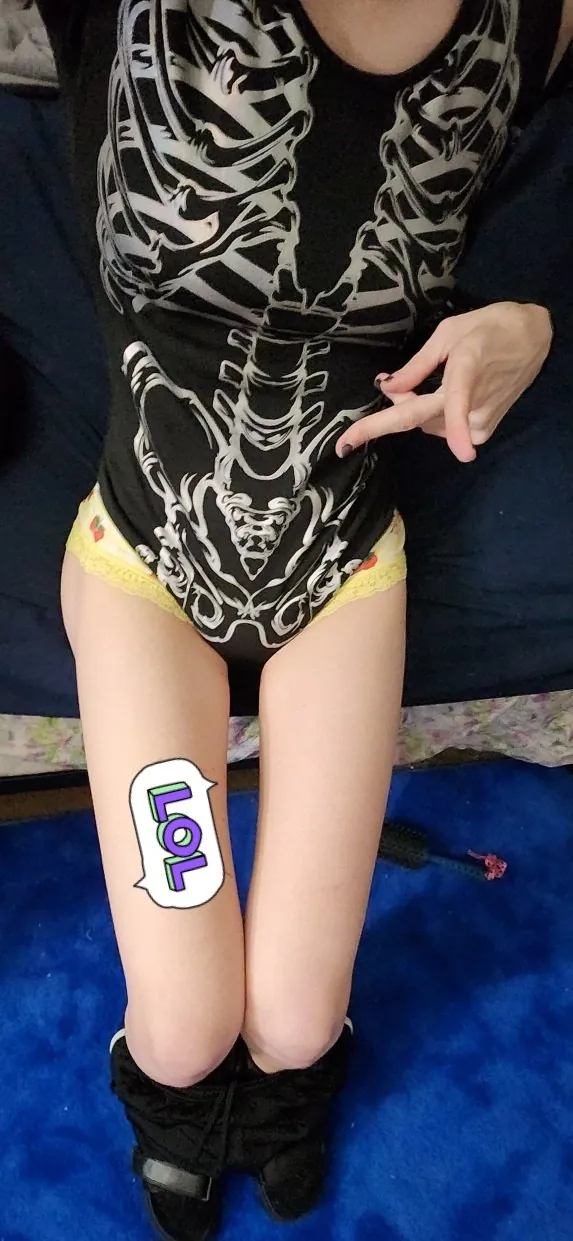Monimusume (AKA Cheyenne Pitts, Chesqin) camshow