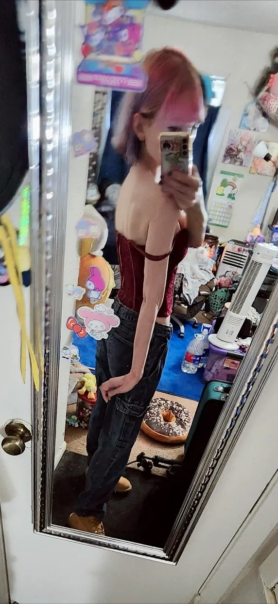 Monimusume (AKA Cheyenne Pitts, Chesqin) camshow