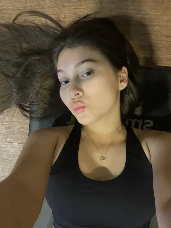 Nikii__ camshow