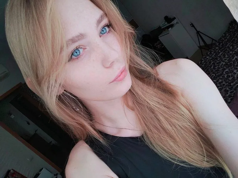 _Silver_Lina_ camshow